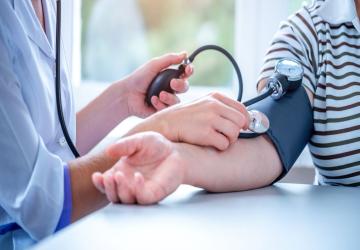 Natural Ways to Reduce Blood Pressure in 7 Days (With Herbal Powder Support)